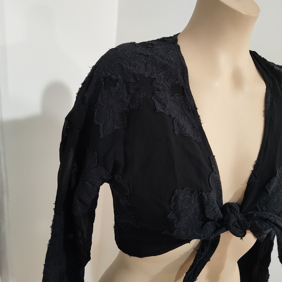 ARITZIA Wilfred Tie Front Blouse Size XS - Picture 3 of 7